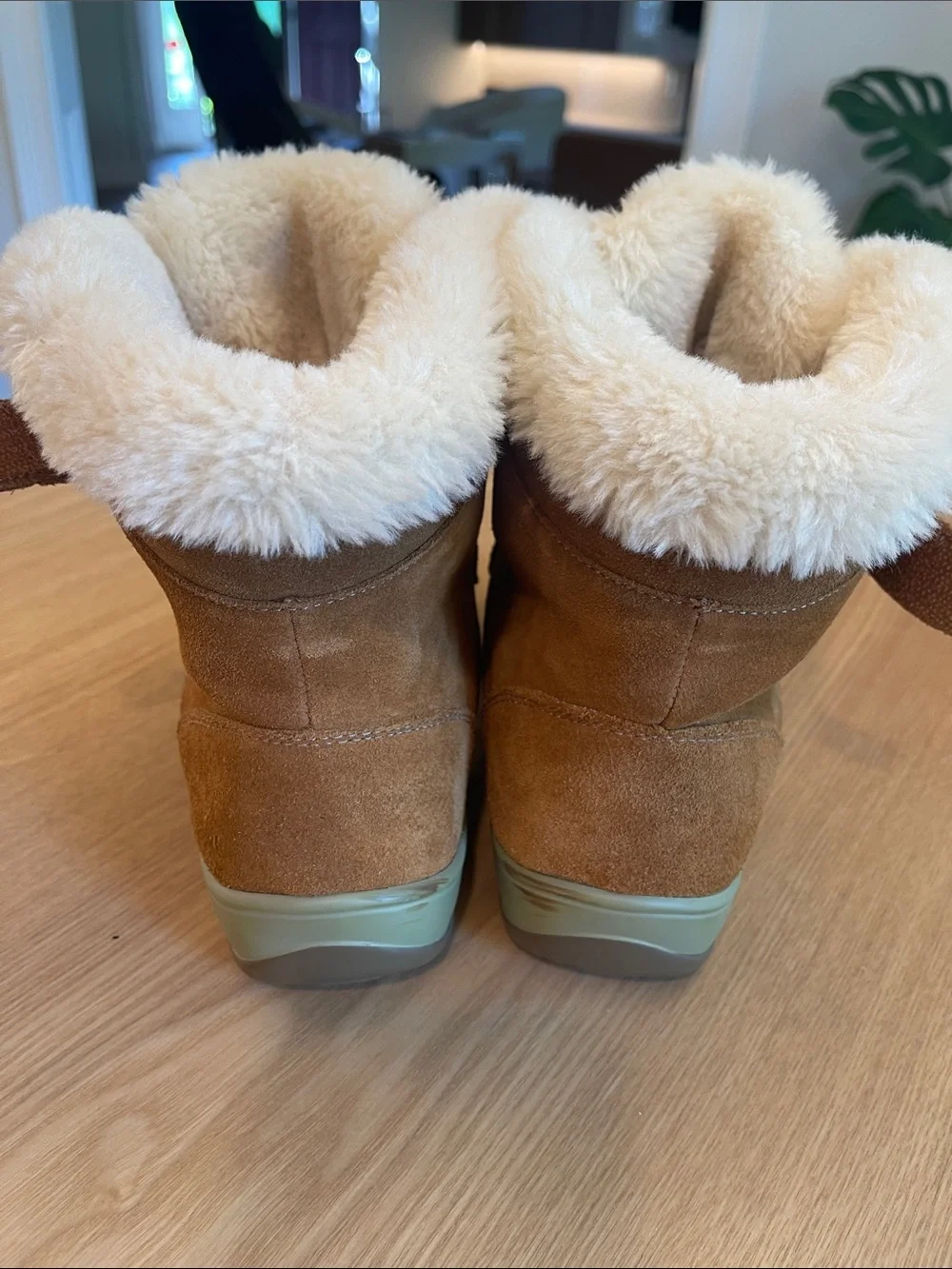 Orthofeet Florence - Women's Boot with Adjustable Straps Sz 7W